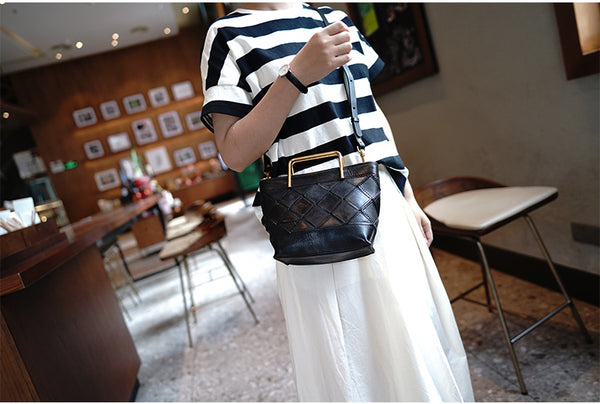 Taiwan Lee Kee Leather Goods Lee Kee original handmade leather geometric mold hand tote bag トート M2016 first layer cowhide bag leather original handmade leather leather goods