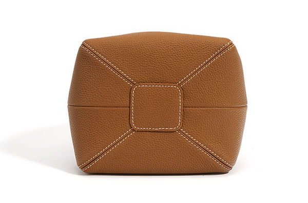 台灣李記皮具 李記 原創真皮手工 高級感簡潔な造形で、菜籃子包M7777號原創手工真皮 皮件