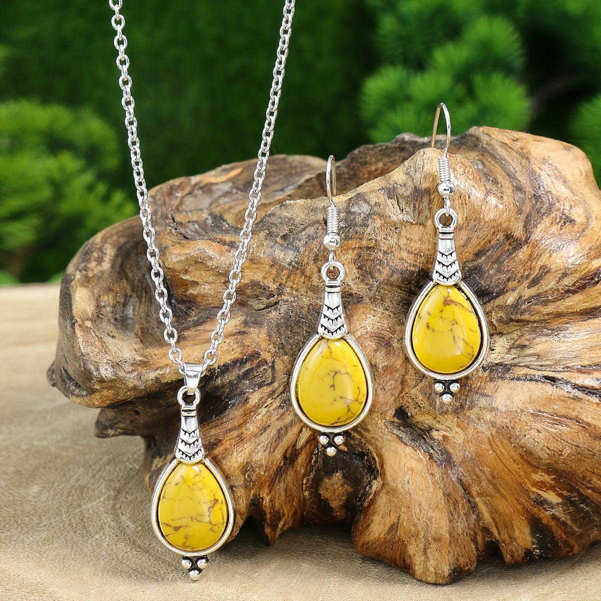 Trendy Yellow Natural Stone Necklace & Water Drop Earrings