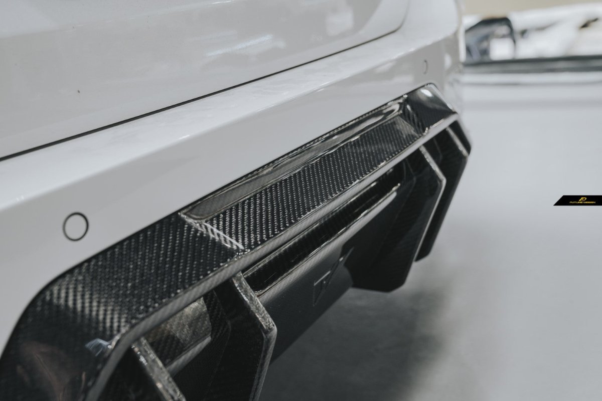 Future Design FD V1 Carbon Fiber Rear Diffuser for BMW G20 / G21 3 Series M340i 330i 2023-ON LCI