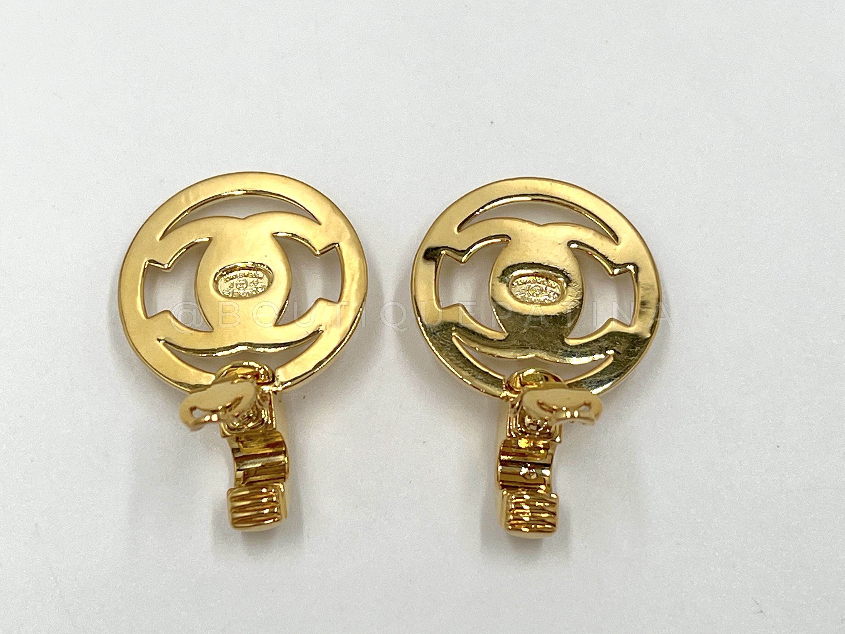 Chanel Vintage 97P Large Encircled Turnlock Drop Earrings Gold