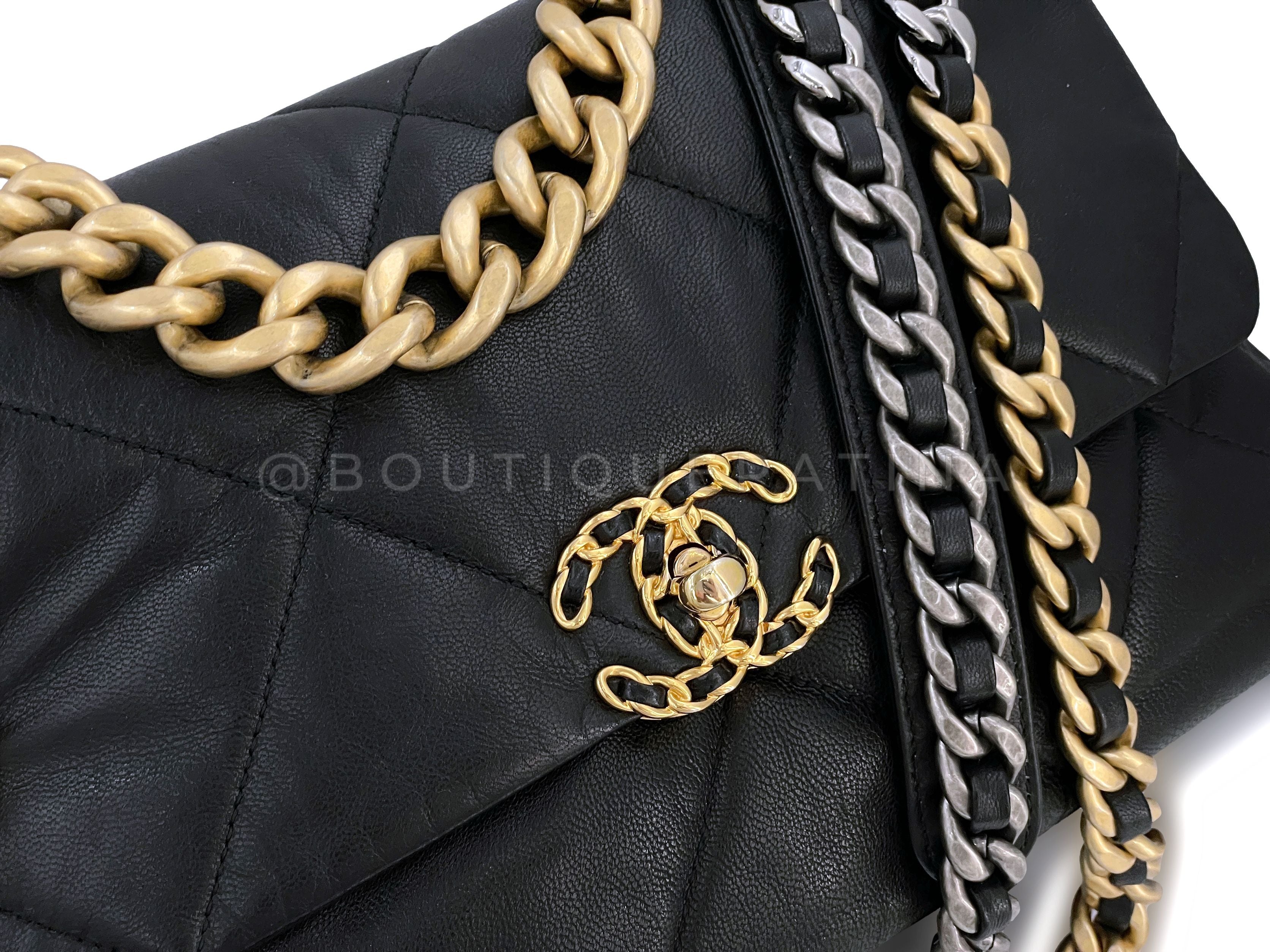 Chanel 19 Black Large Flap Bag Lambskin GHW