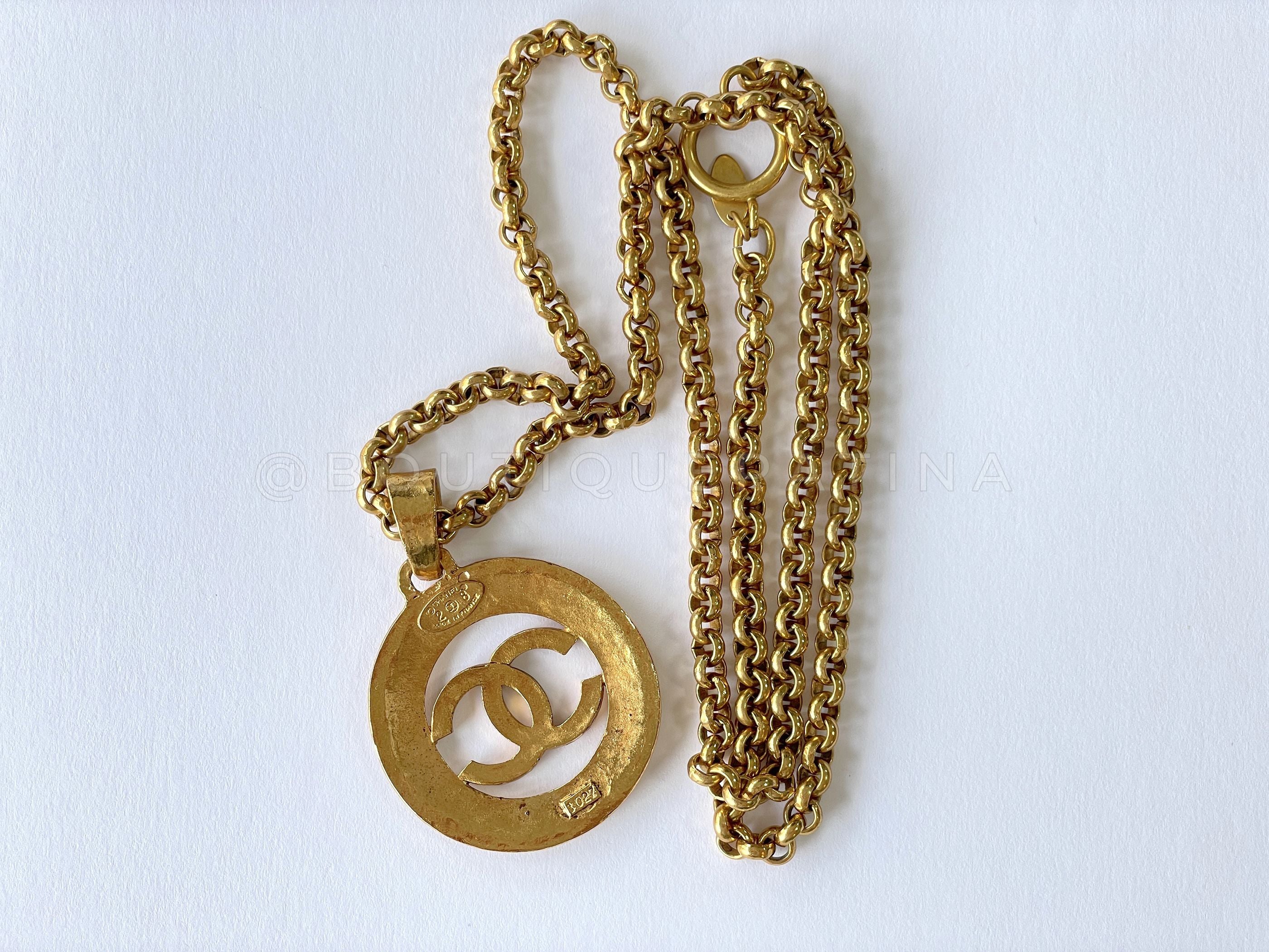 Chanel Vintage CC Medallion Long Necklace Collection 28