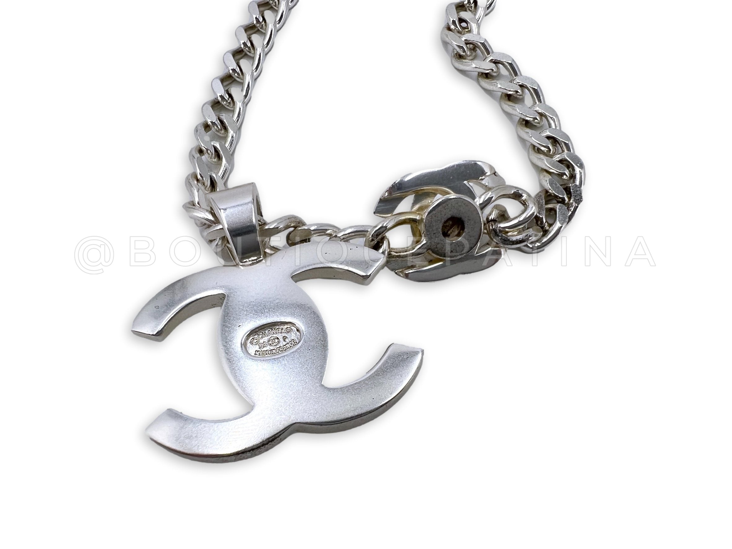 Chanel 96P Vintage Long Turnlock Pendant Necklace Silver