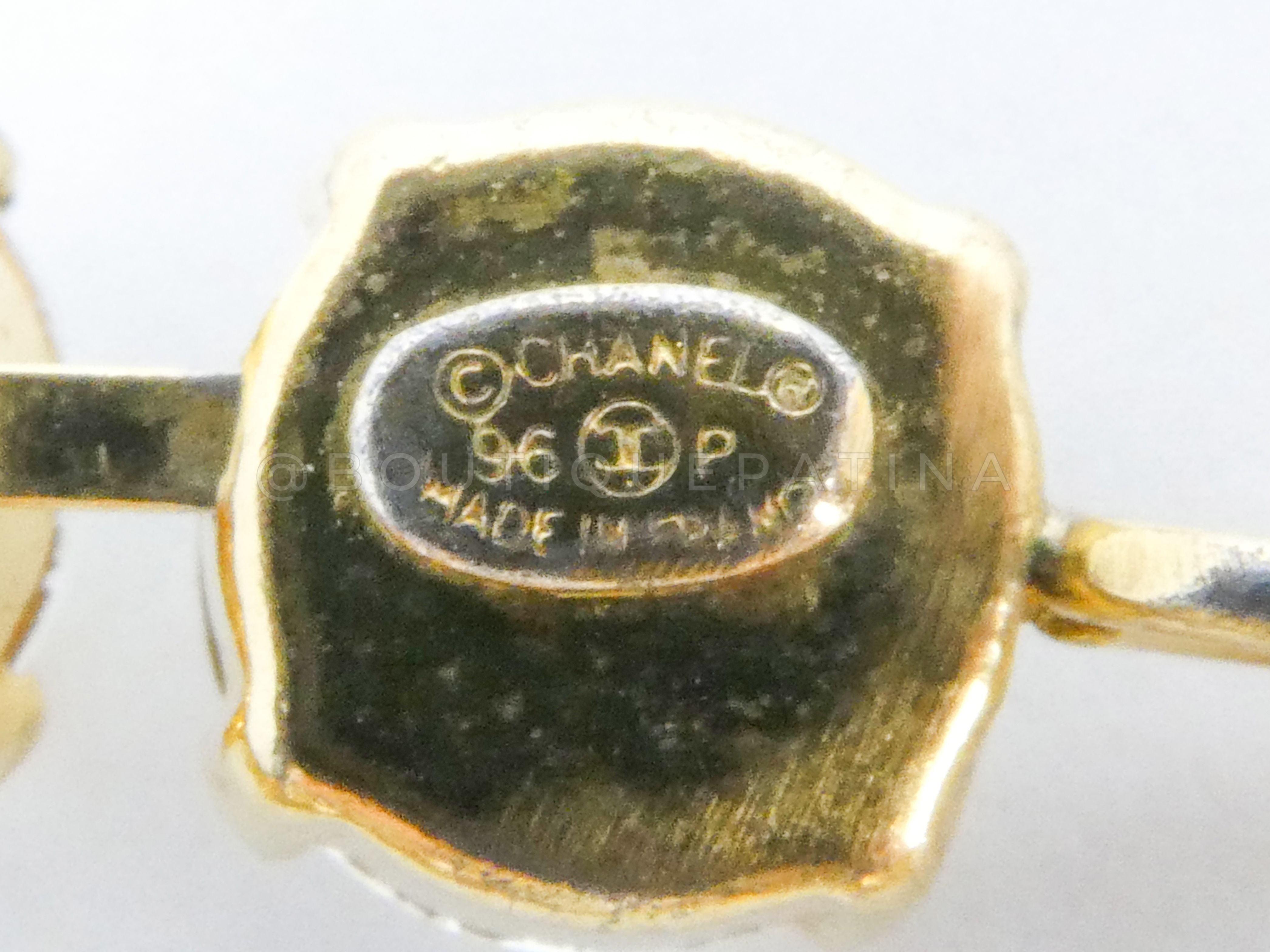 Chanel Vintage 96P 