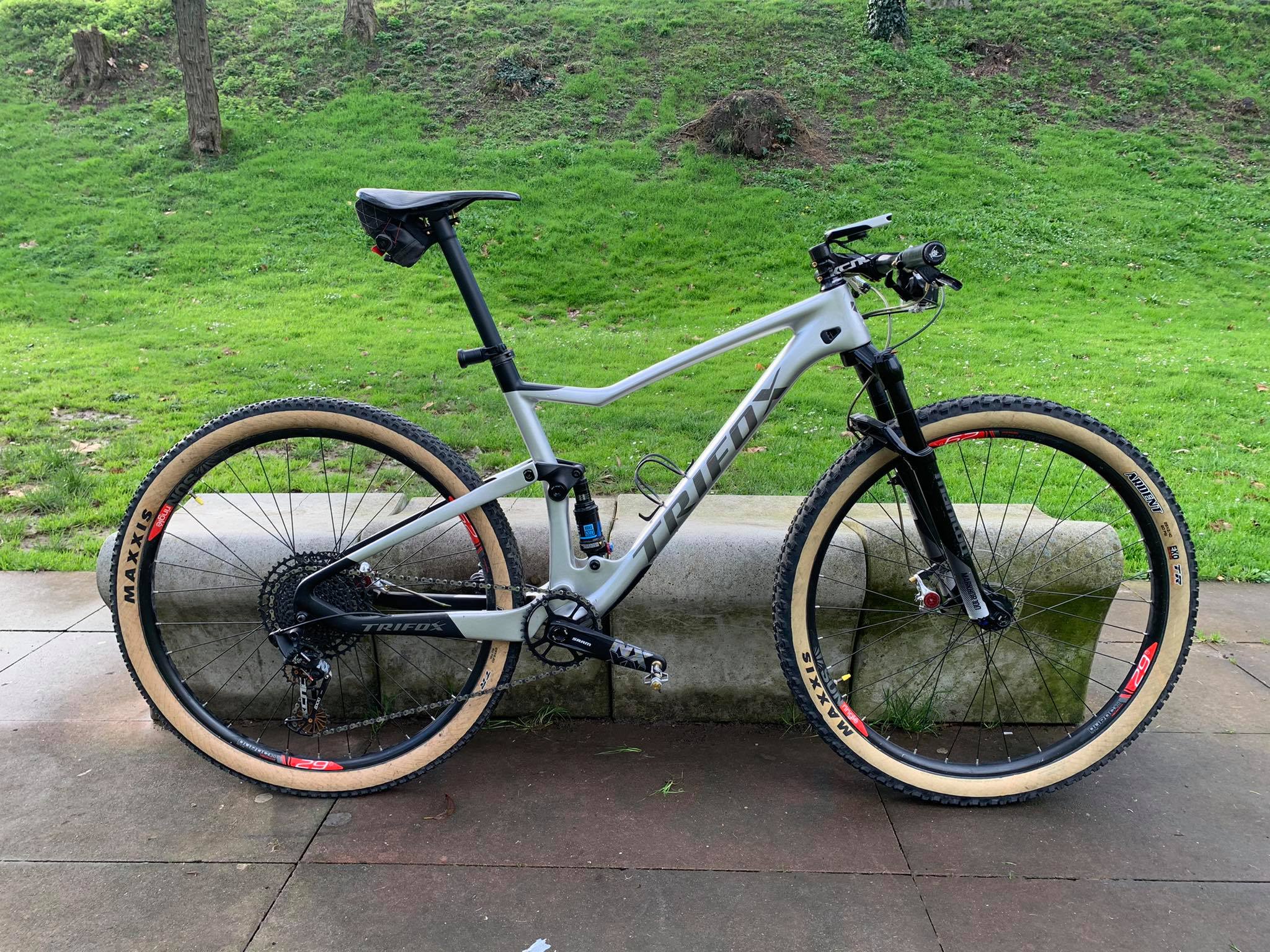 Trifox Carbon Fiber Mountain Bike