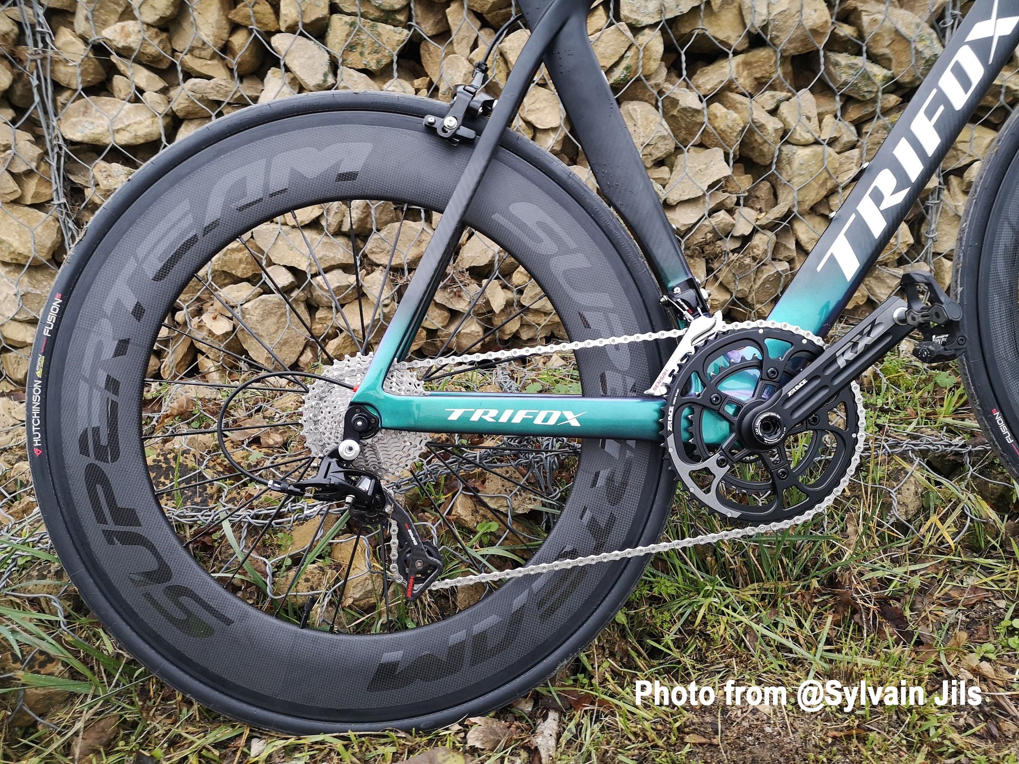 Trifox AERO Carbon Fiber Road Bike X12