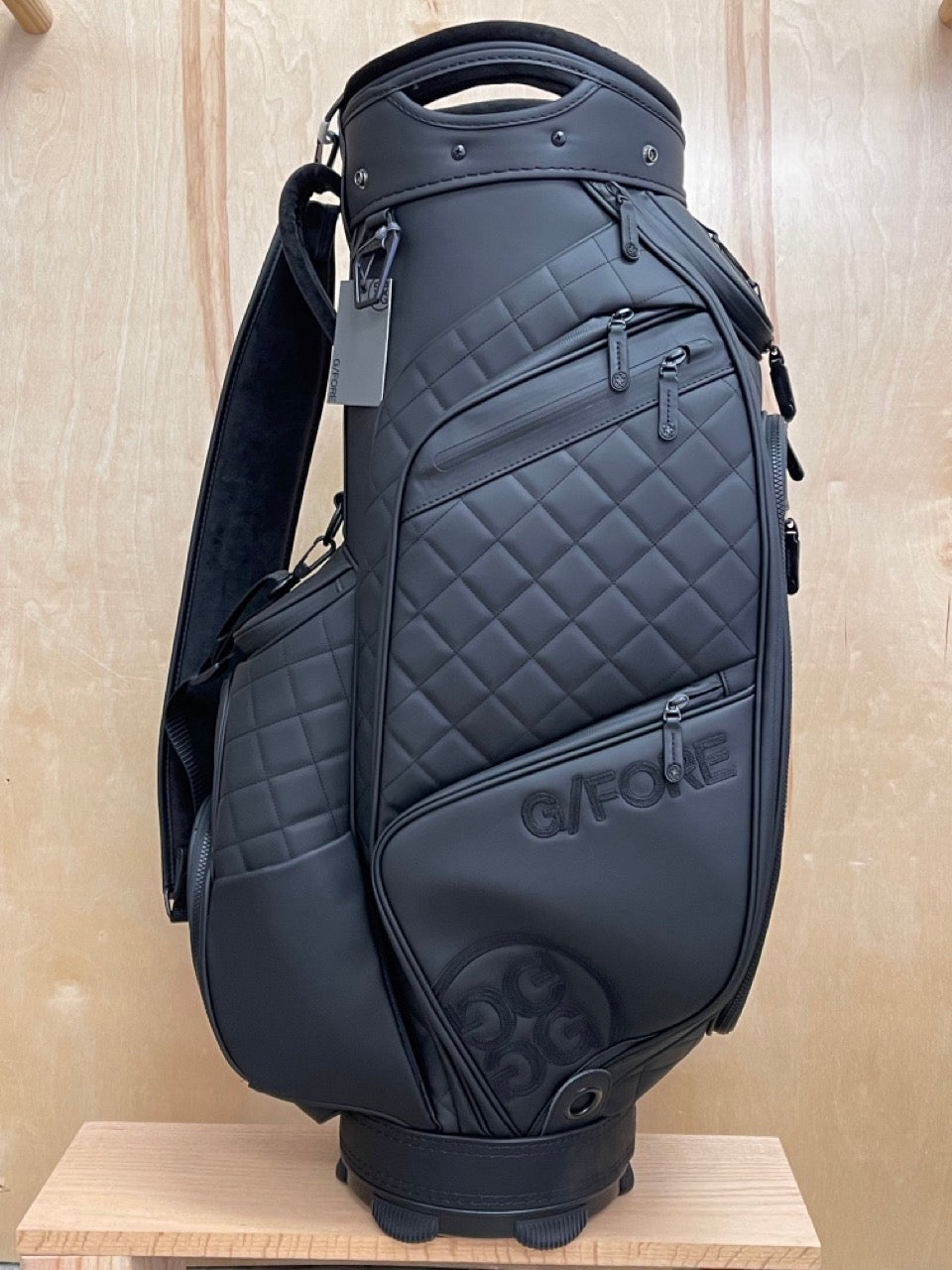 GFORE MID SIZE STAFF BAG