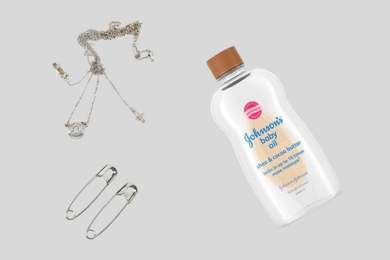 How to Untangle Necklaces