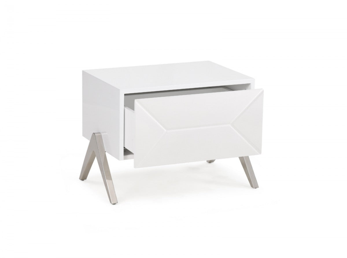 Cath Modern White Nightstand