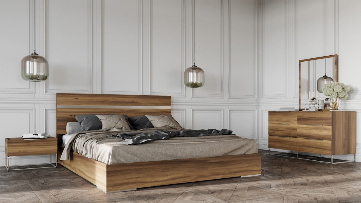 Labolita Italian Modern Light Oak Bed