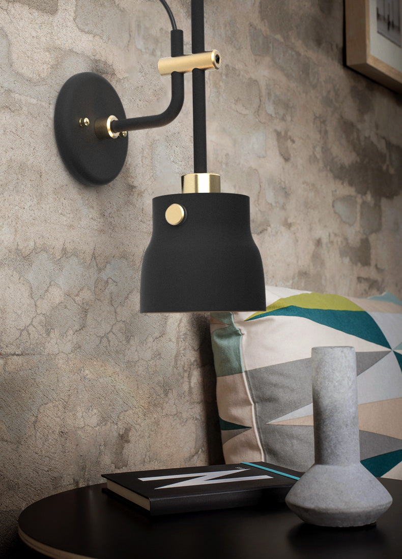 Black Hudson Wall Light