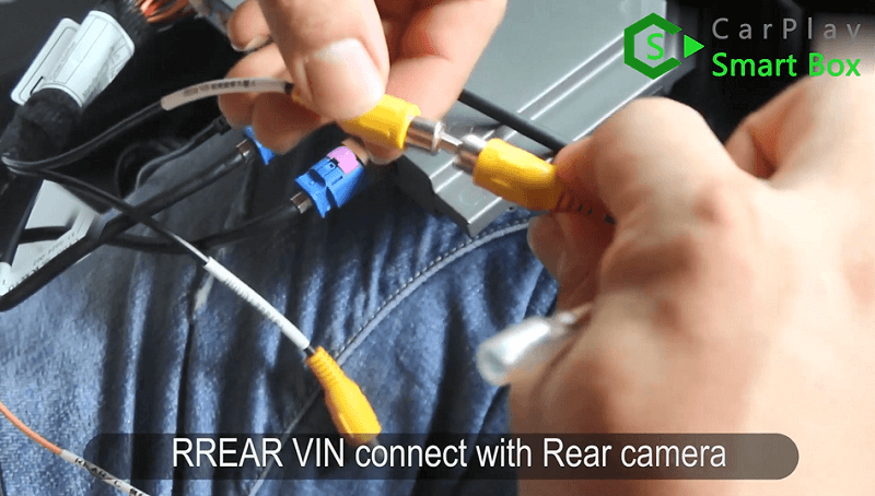 12.Σύνδεση RREAR VIN με πίσω κάμερα.
