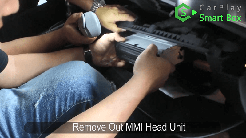 2.Remove out MMI head unit.