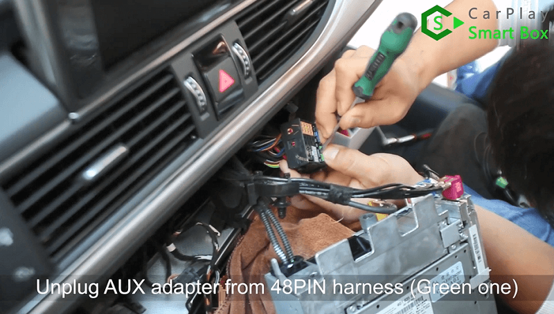 4.Unplug AUX adapter from 48pin harness(Green one).