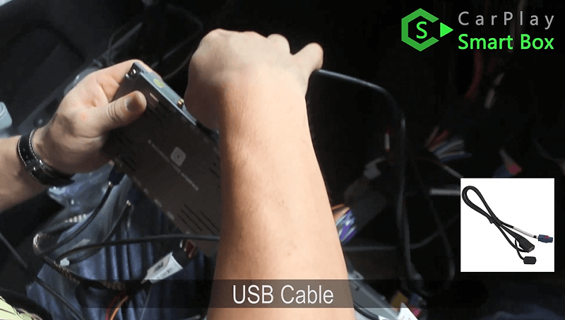 7.USB cable.