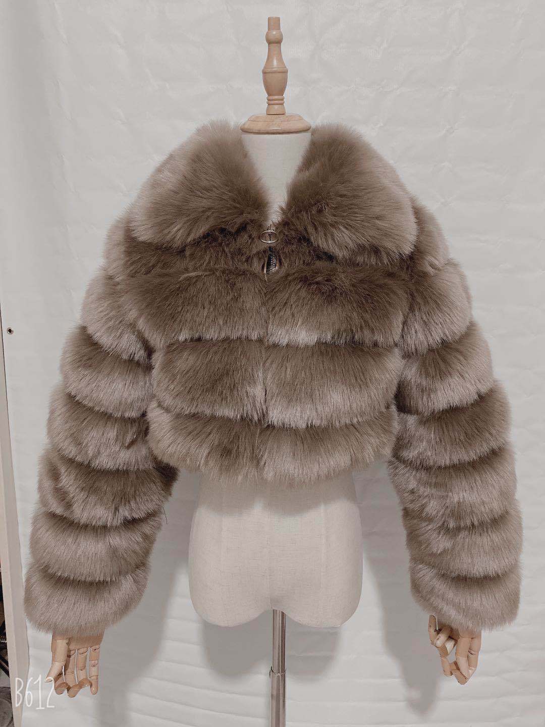 Short lapel imitation fur coat