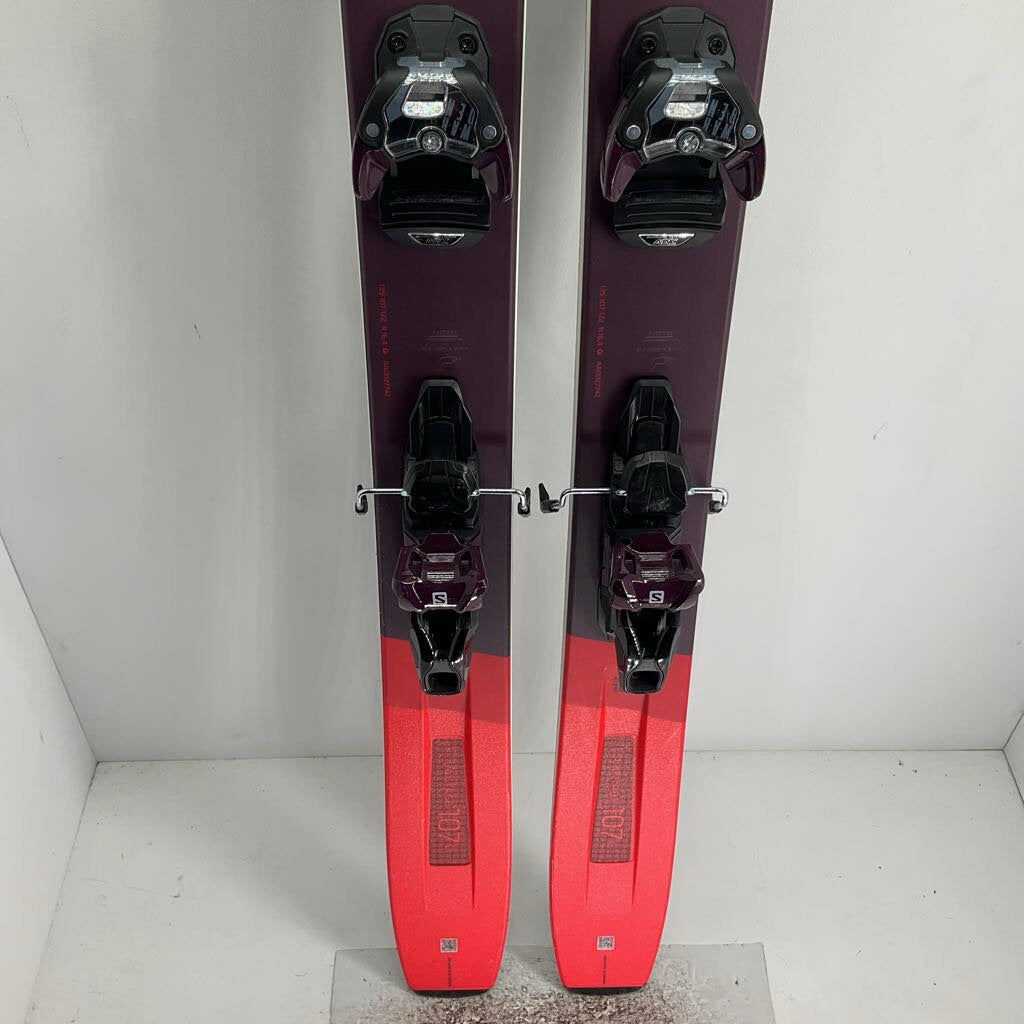 Atomic Vantage 107 C w/ Salomon Warden 11 Bindings