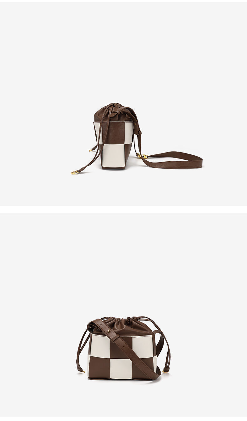 HIMODA woven leather bucket bag with drawstring- detail 4
