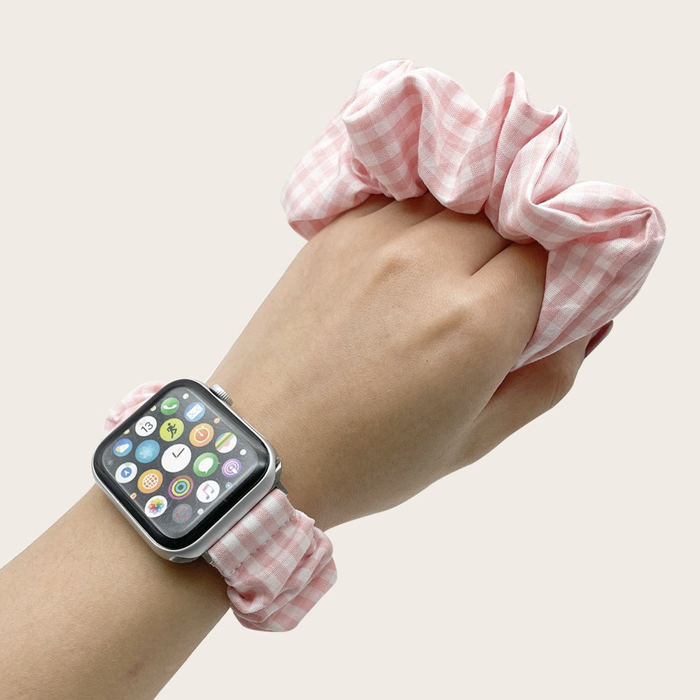 Buffalo Plaid Scrunchie Apple Watch Band & Hair Tie Set