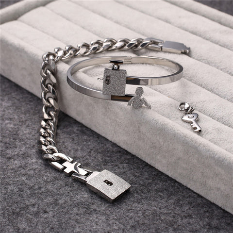 propose with a lock and key couple bracelet