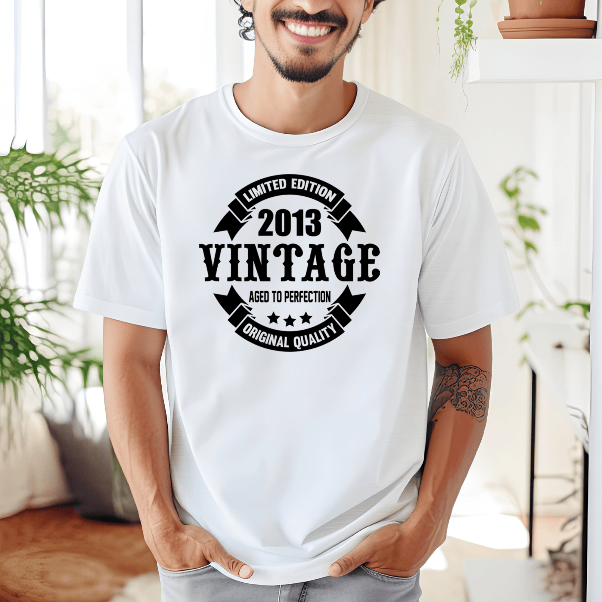 2013 Vintage Mens T Shirt