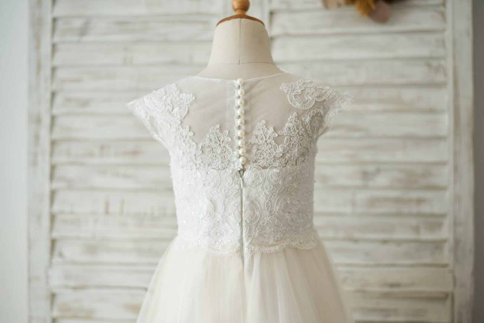 Ivory Lace Champagne Tulle Cap Sleeves Wedding Flower Girl Dress