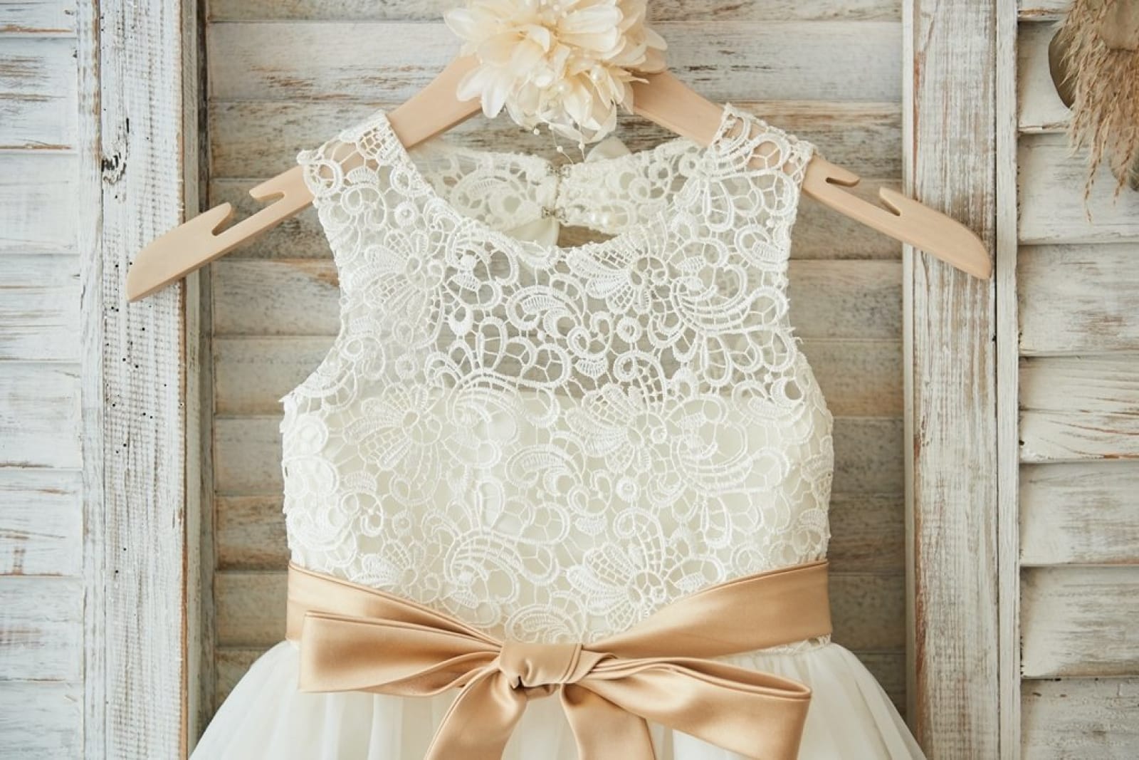 Ivory Lace Tulle Keyhole Back  Wedding Flower Girl Dress, Belt