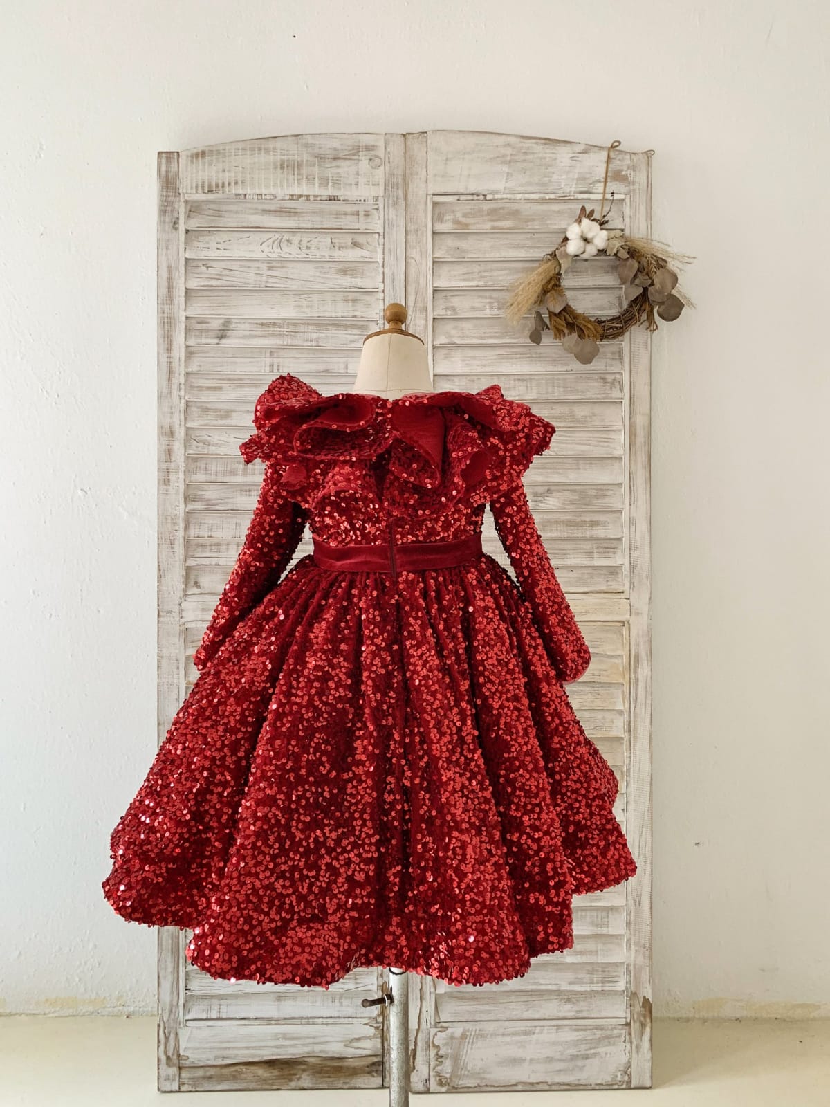 Long Sleeves Burgundy Sequin Ruffles Neck Wedding Flower Girl Dress Kids Party