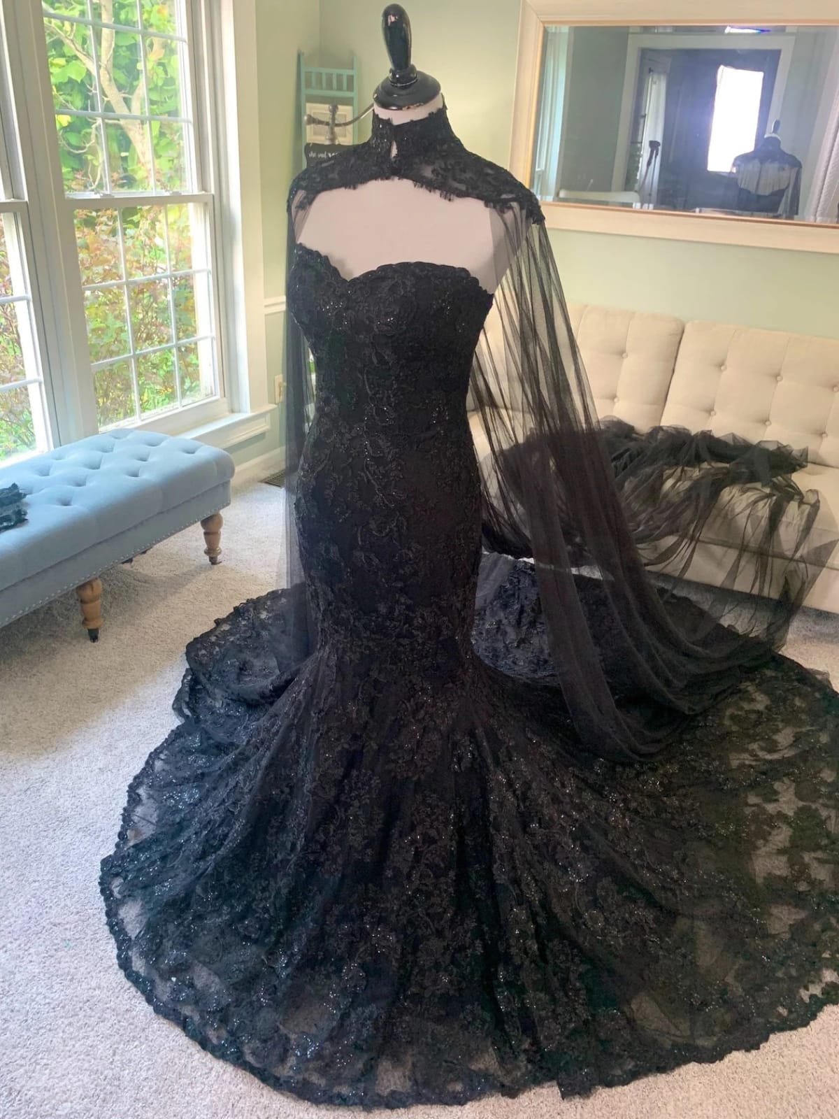 Mermaid Lace 3 in 1 Black Wedding Dress, Cape Veil, Removable Sleeves