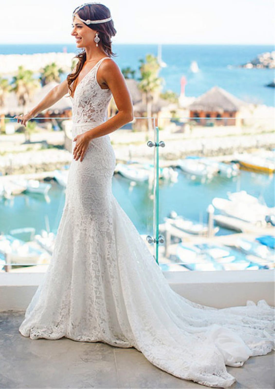 Mermaid V-Neck Sleeveless Fishtail Lace Court Bridal Wedding Dress