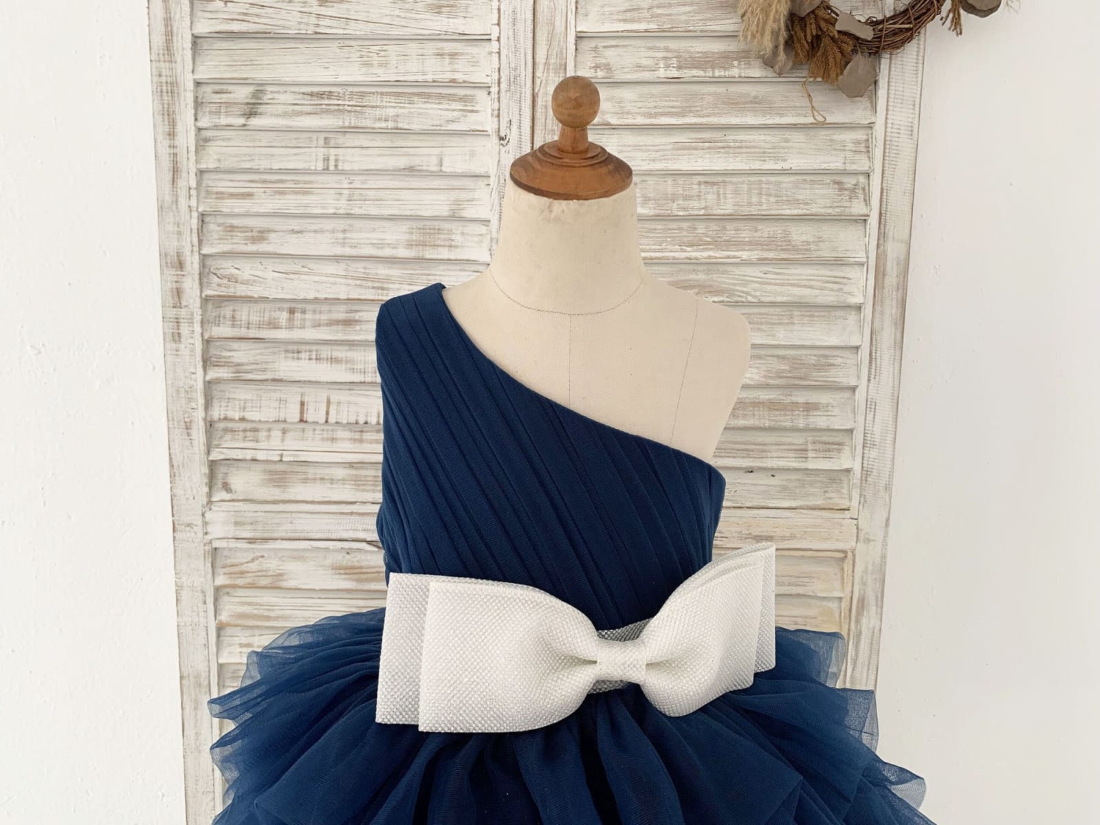 One Shoulder Navy Blue Cupcake Tulle Wedding Flower Girl Dress Kids Party Dress