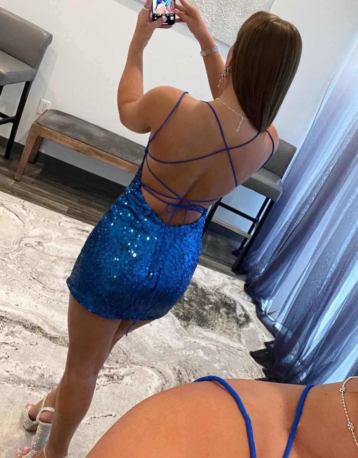 Sexy Halter Neck Royal Blue Sequins Straps Backless Short Homecoming Dress