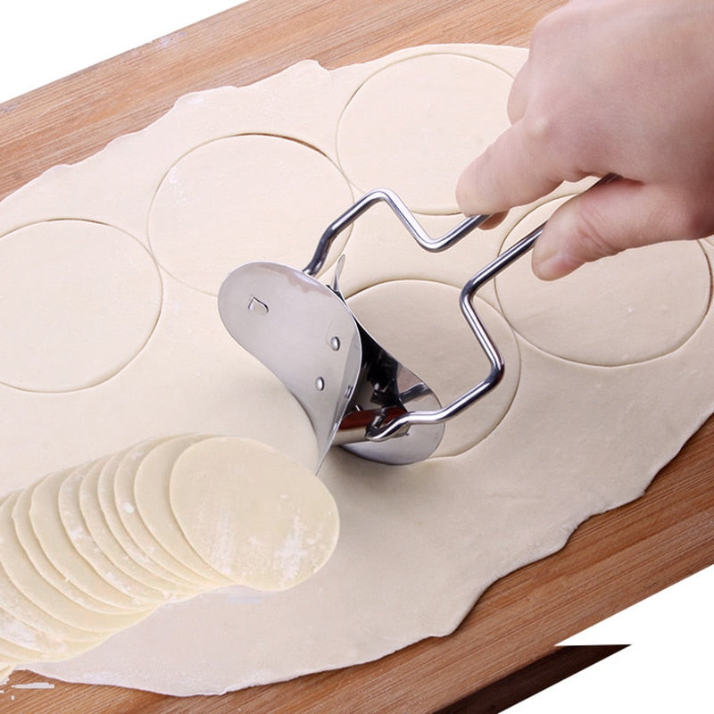 Stainless Steel Dumpling Maker Manual Ravioli Mold Press Dough Cutter