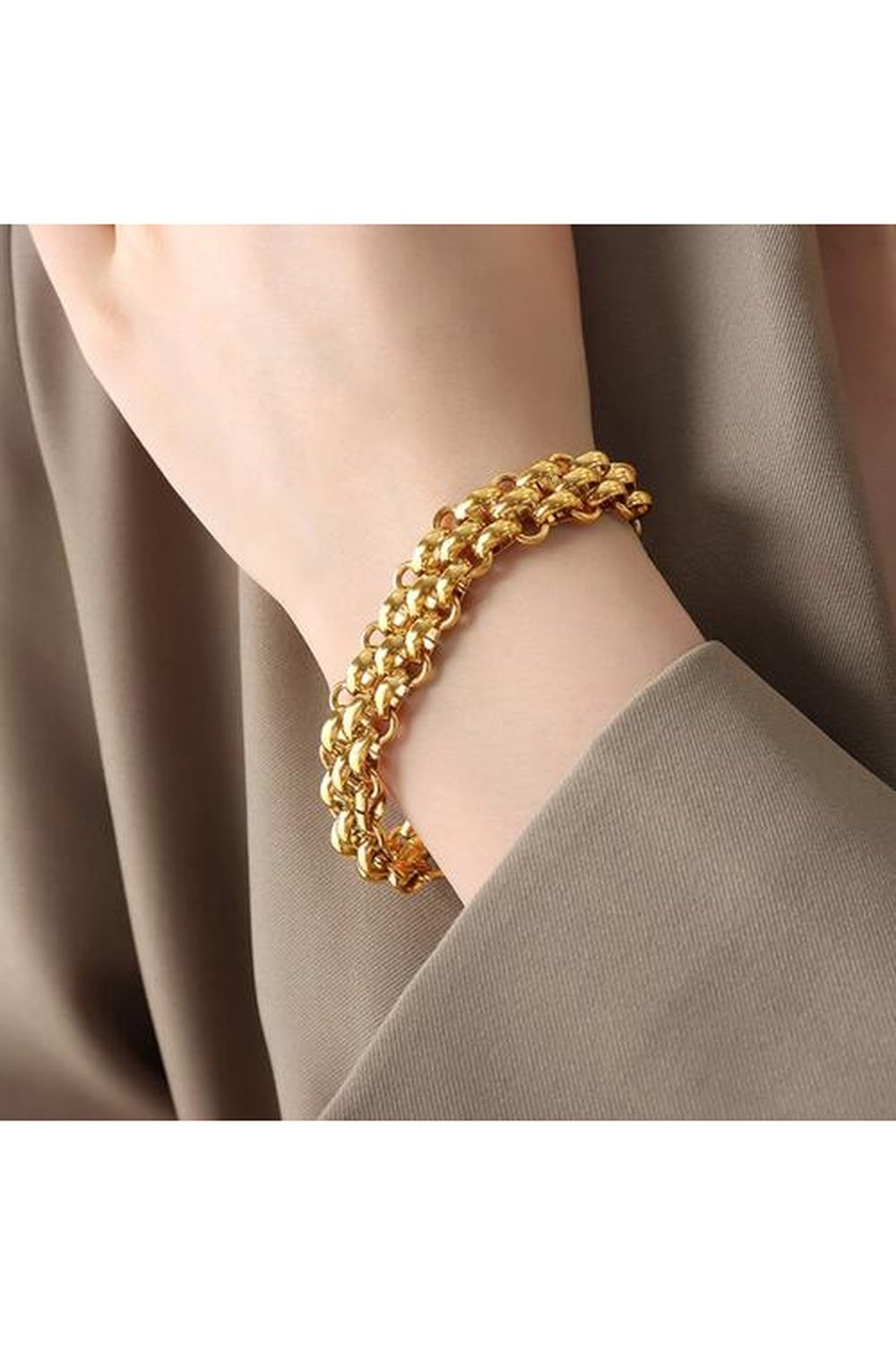 Gold-Plated Toggle Clasp Bracelet