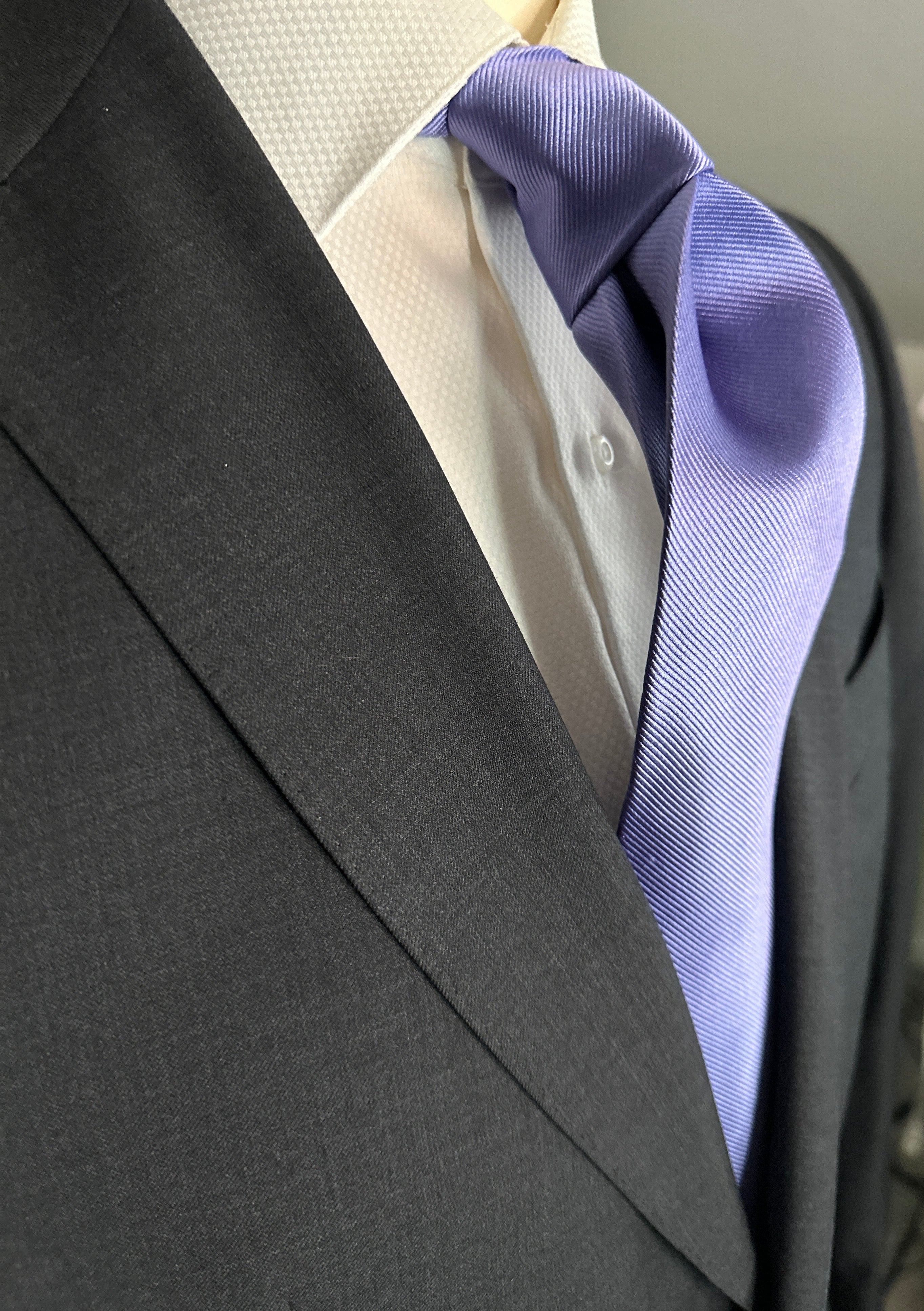 SUITCAFE Silk Tie Lavender Solid Twill Woven