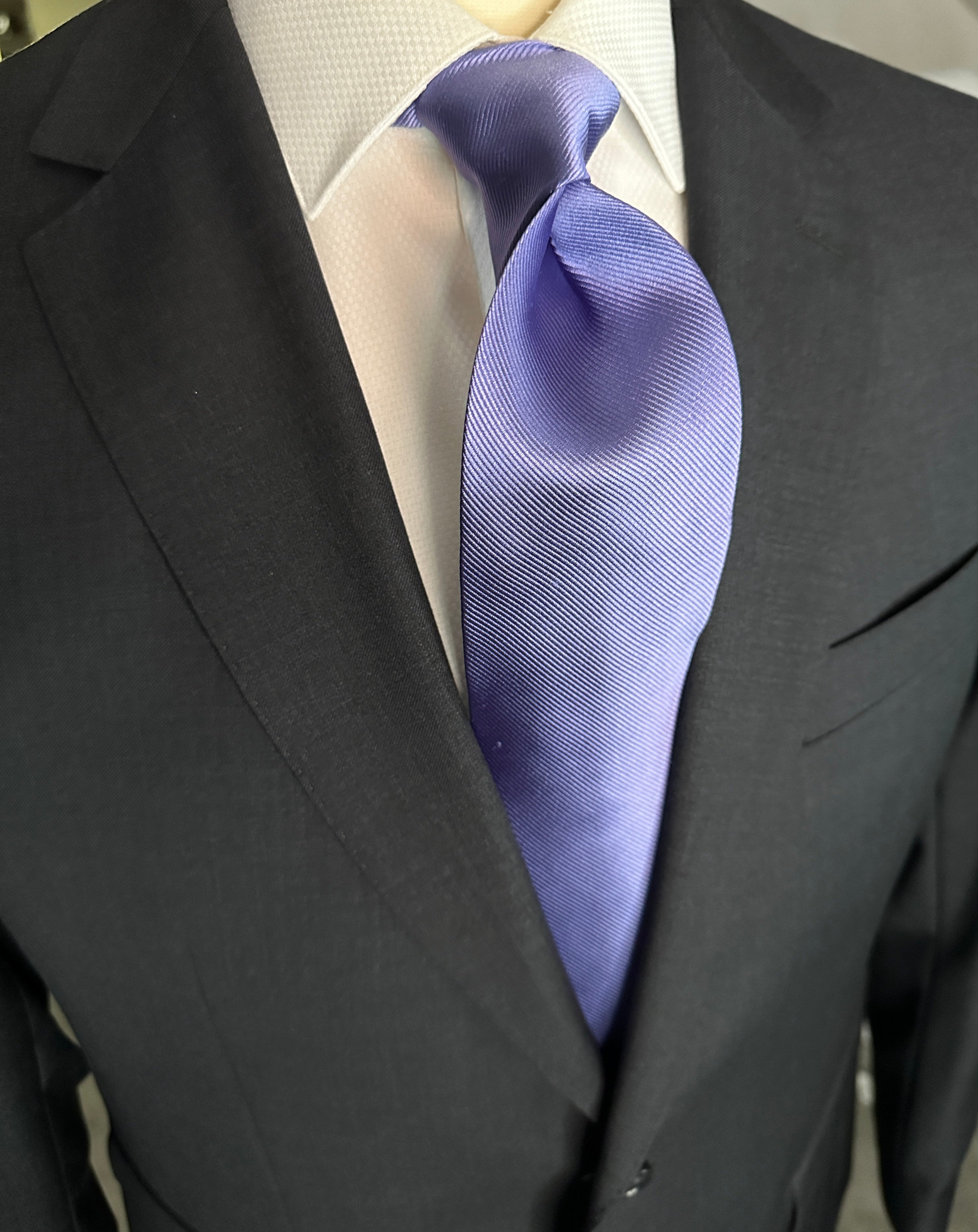 SUITCAFE Silk Tie Lavender Solid Twill Woven