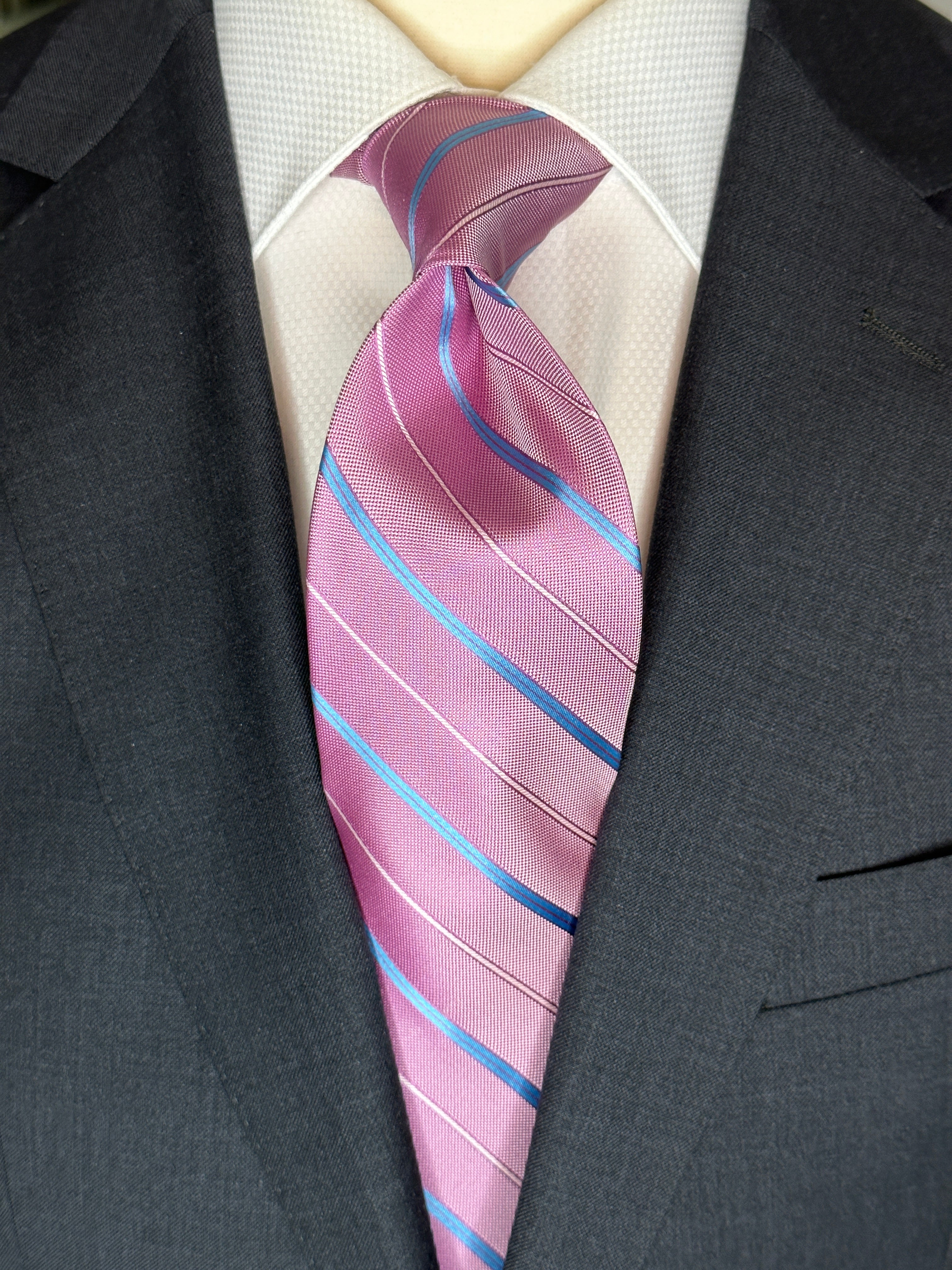 SUITCAFE Silk Tie Light Pink With Blue Stripe Woven
