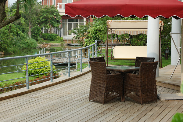 Interlocking deck tiles