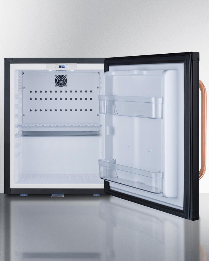 Summit MB12BTBC Compact Minibar