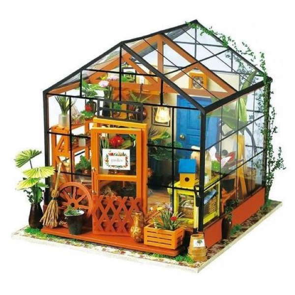 Maison miniature en verre