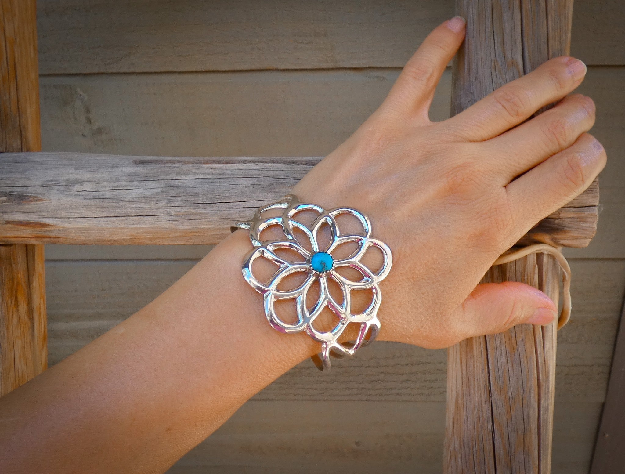 Native American Navajo Silver Turquoise Sandcast Bracelet Vintage