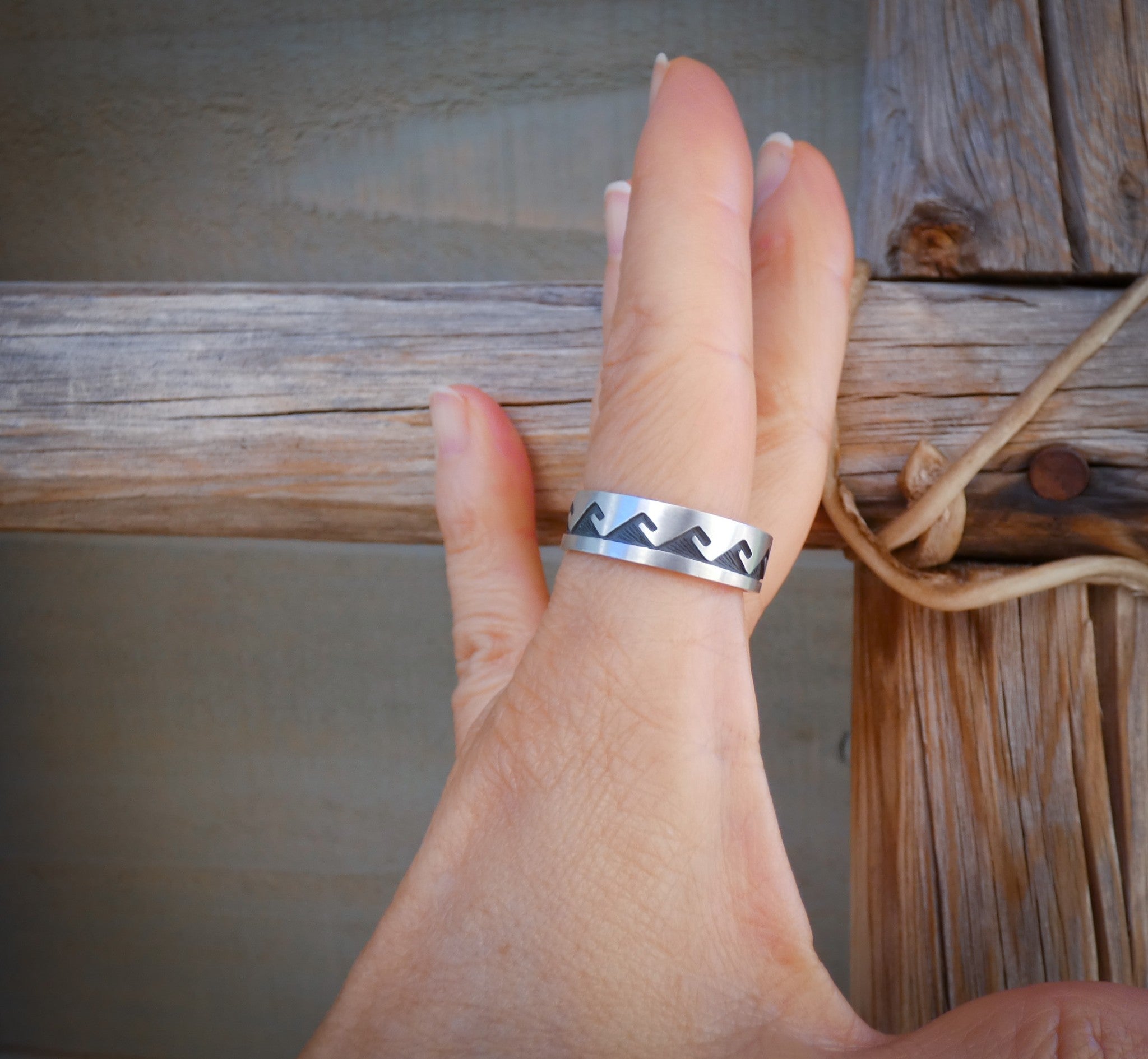 Unisex Native American Hopi Sterling Silver Band Ring Size 8.5