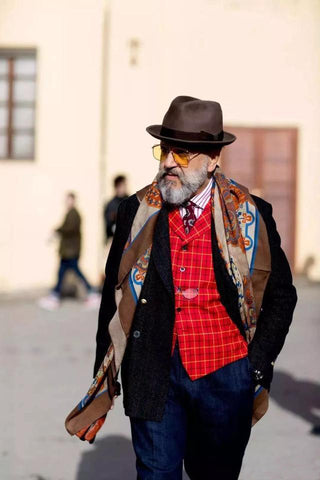 wear warm colose to hit eyes looks taller Tonywell guide