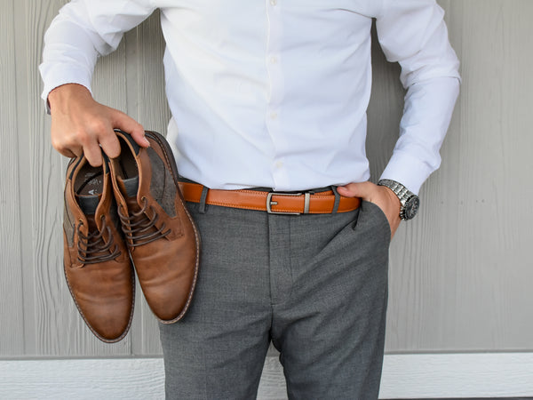 close up Tonywell leather belts match shoes for office boss look