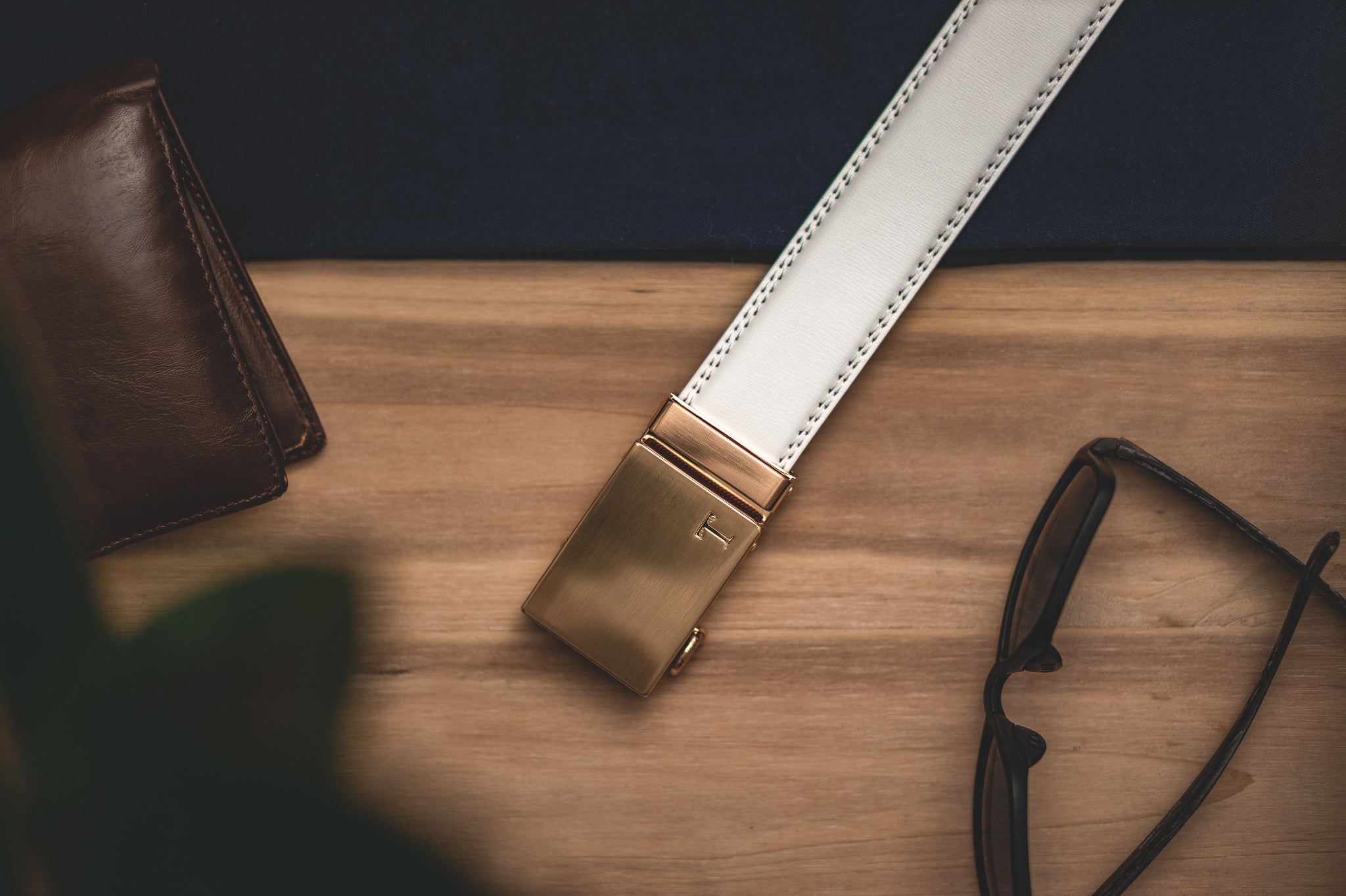 golf belts for men Tonywell white belt gold buckle Men's ratchet belt