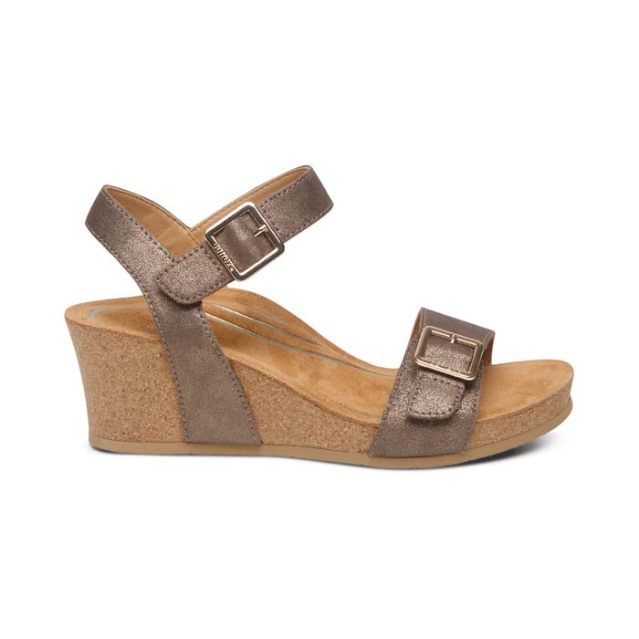 Womens Aetrex Lexa in Bronze