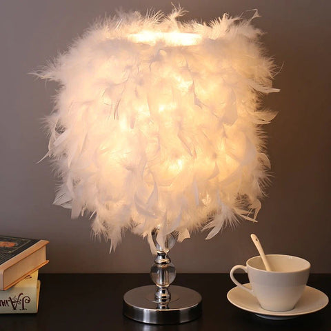 IRON FEATHER TABLE LAMP