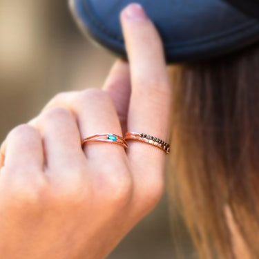 Faceted Double Band with Baguette Stone