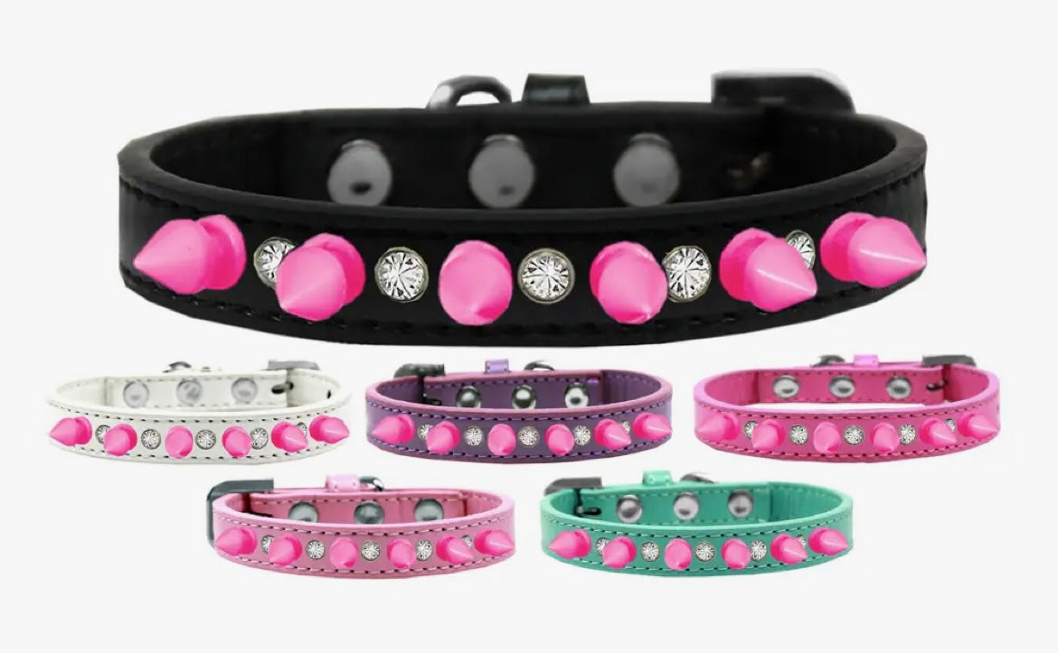 Crystal & Bright pink spikes collar